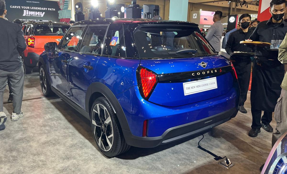 Mini Aceman Electric dan Mini 5-door Meluncur di GJAW 2024