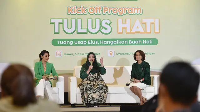 Dokter Sebut Rutin Memijat Bayi dengan Minyak Telon Bisa Dorong Perkembangan Motorik Anak