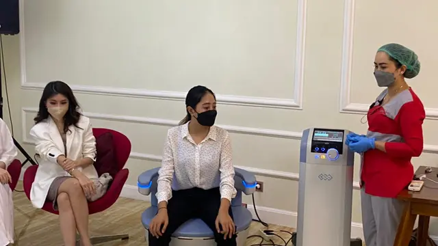 magic chair/dok. The Clinic Beautylosophy