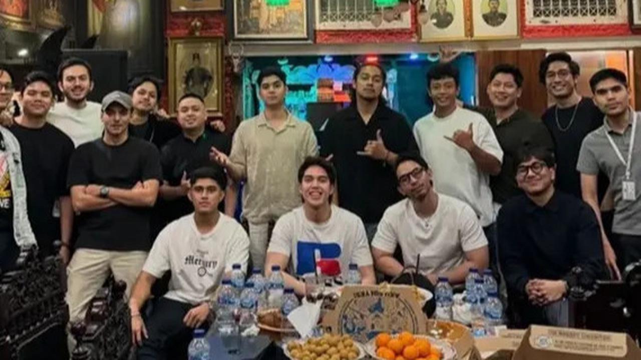 Bikin Heboh, Potret El Rumi dan Rizky Nazar Akur Main PS Bareng di Rumah Ahmad Dhani