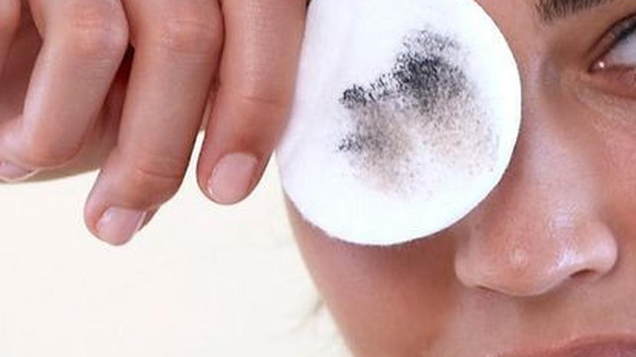 <b>Unuk Membersihkan Wajah, Gunakan Micellar Water</b>