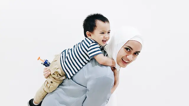 [Bintang] Ayudia Bing Slamet dan Ditto