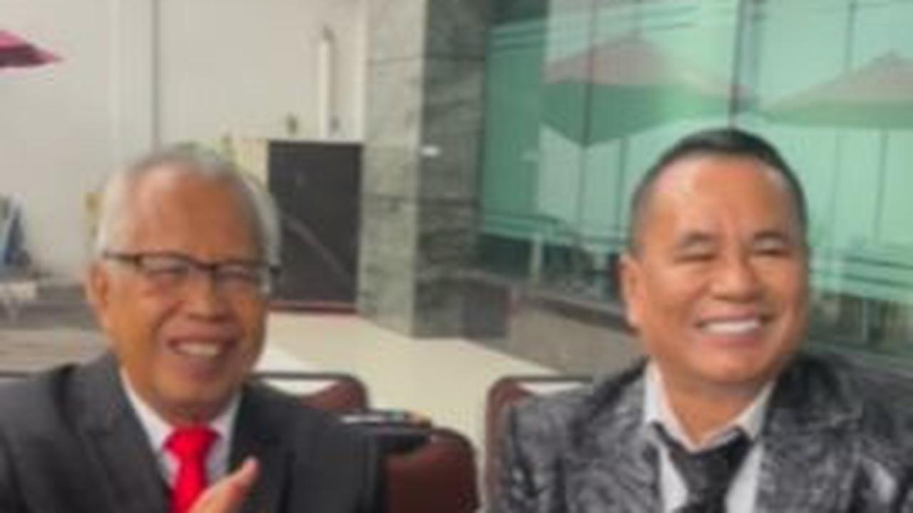 <b>Lamar Kerja di Kantor OC Kaligis</b>