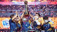 ECHO Esports mengangkat trofi FFIM Spring 2022. Tim ini akan berjuang menjadi yang terbaik di FFIM 2022 Fall. (Istimewa)