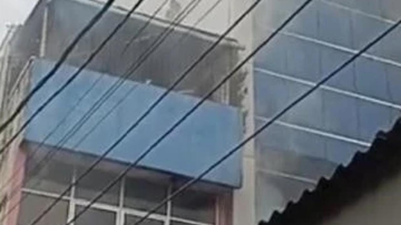 7 Tewas dalam Kebakaran Gedung Terra Drone di Cempaka Baru, Evakuasi Masih Berlangsung