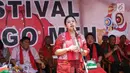 Menko PMK Puan Maharani memberi sambutan pada acara Festival Cap Go Meh 2570 di Seasons City, Jakarta,  Minggu (24/3). Acara ini mengusung tema The Little Singkawang. (Liputan6.com/Fery Pradolo)