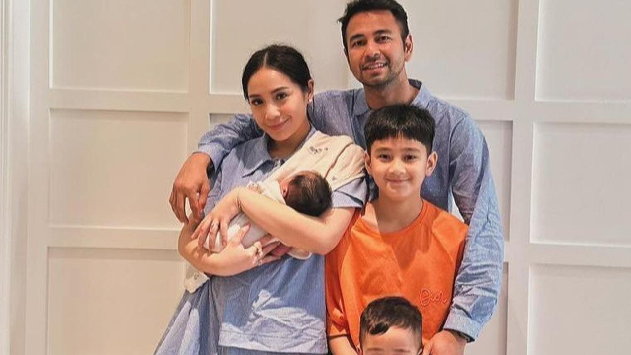 Sultan Andara, Raffi Ahmad juga melirik bisnis properti. Suami Nagita Slavina ini bahkan menginvestasikan uang sebesar Rp3 Miliar untuk memiliki bisnis resort mewah di Bali.