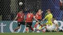 Bek Timnas Turki, Merih Demiral (kanan) mencetak gol pertama timnya ke gawang Timnas Austria pada laga babak 16 besar Euro 2024 di Red Bull Arena, Leipzig, Jerman, Rabu (3/7/2024). (AP Photo/Thanassis Stavrakis)