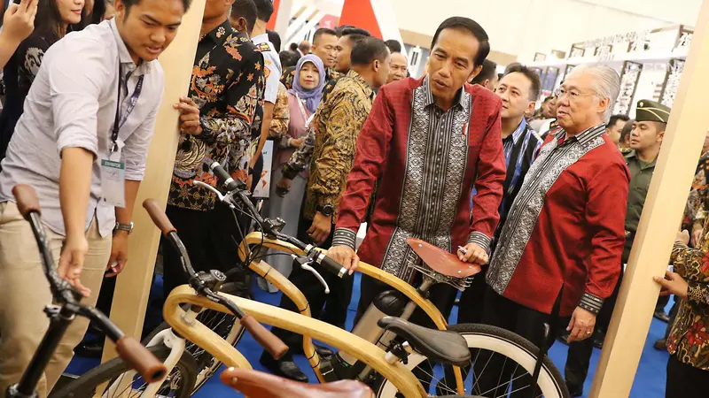 Presiden Jokowi dan Ibu Negara Tinjau Trade Expo 2017