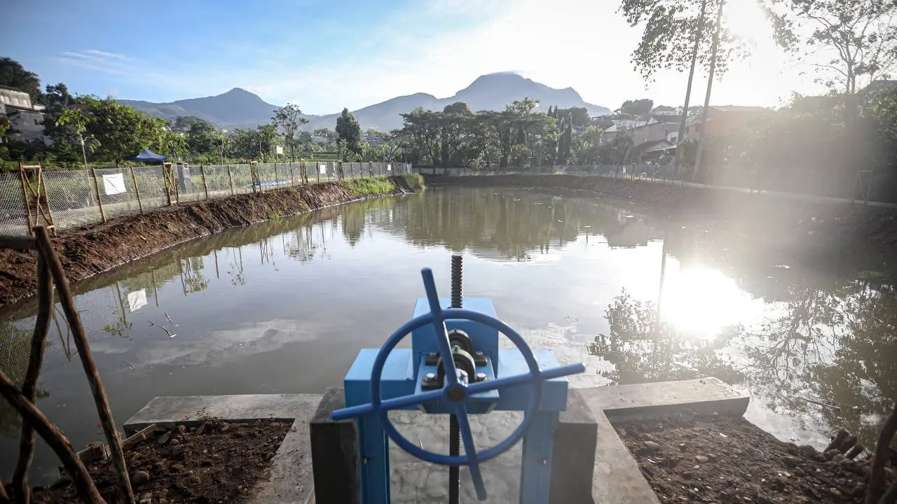 kolam retensi, ciporeat, bandung