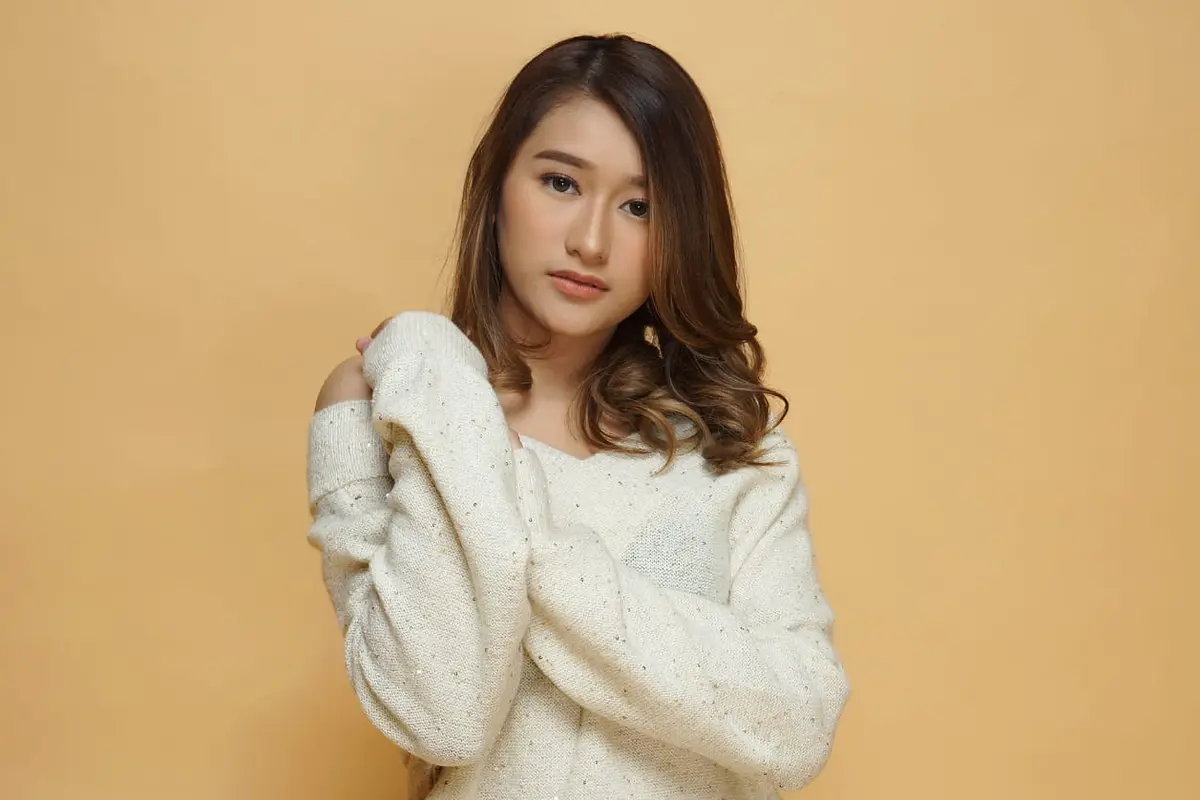 Amanda Caesa Rilis single baru "Half a Soul"