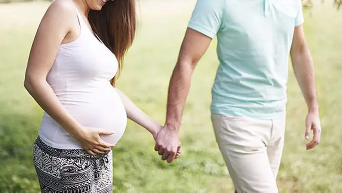 Ibu Hamil/Copyright Shutterstock