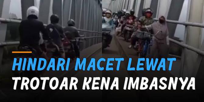 VIDEO: Niatnya Hindari Macet, Pemotor Lewat Trotoar Kena Imbasnya