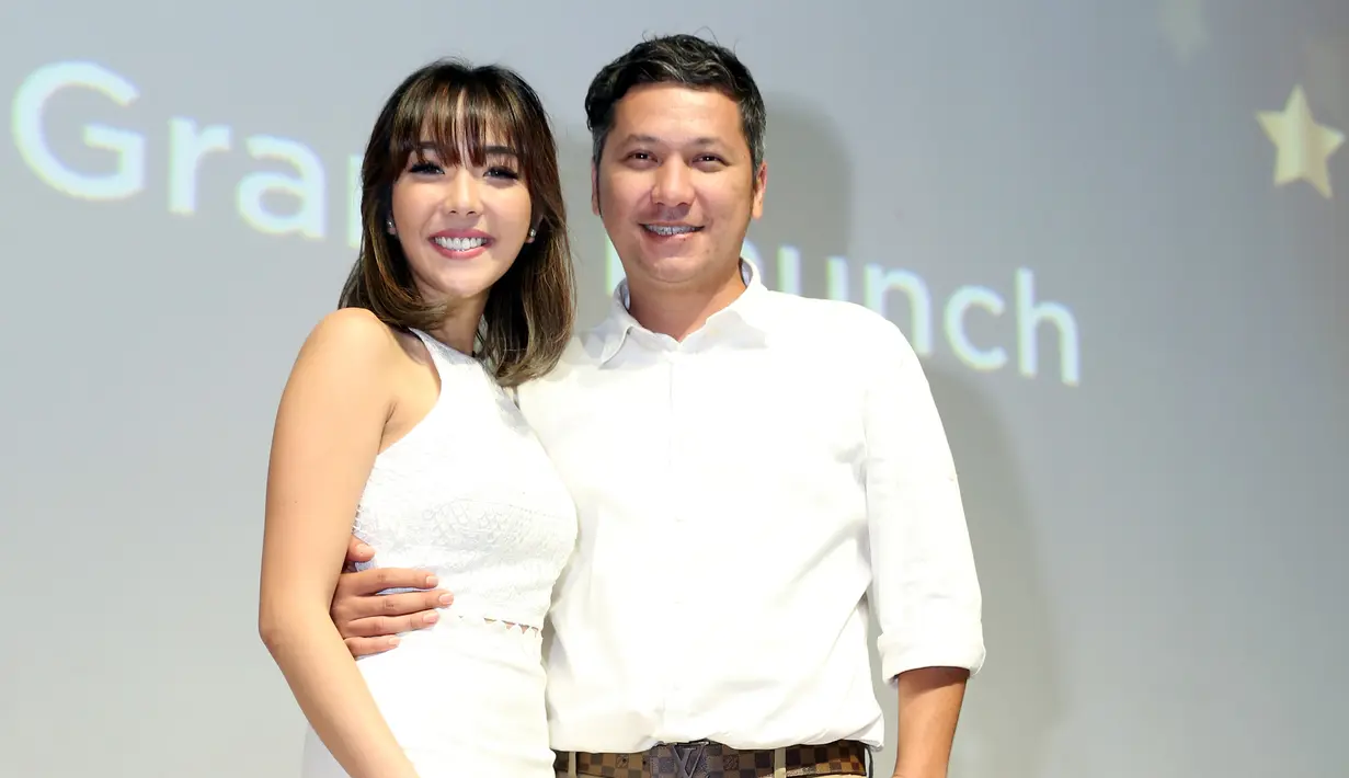 "Oh (video) yang kemarin, ya itu mah foto doang. Dan memang aku jelas tau dia kemana dan pas pertama kali lihat juga udah langsung tau,” ucap Gisella Anastasia. (Nurwahyunan/Bintang.com)