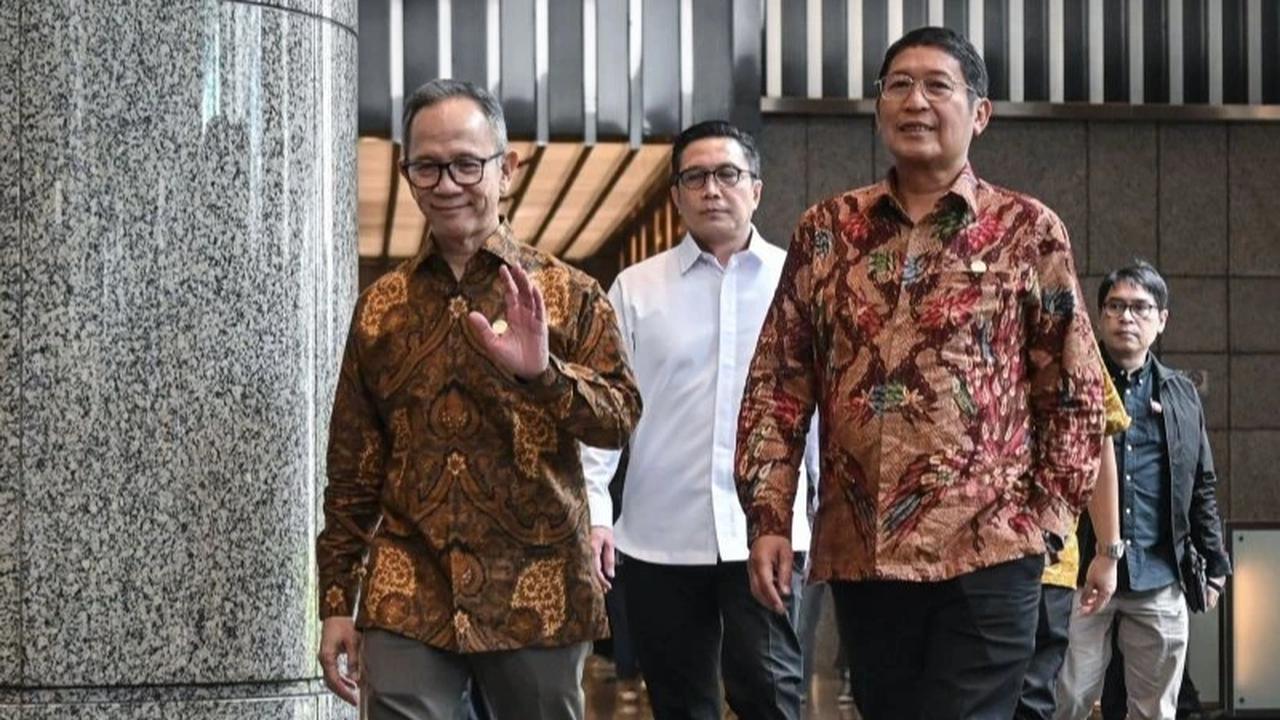 Analis Soroti Pengunduran Diri Pejabat OJK: Sinyal Tanggung Jawab Moral dan Masalah Struktural Pasar Modal
