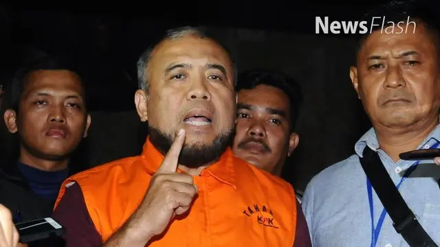 NEWS FLASH: Penyuap Patrialis Akbar Sebut 11.300 SGD Merupakan Uang Kas Perusahaan