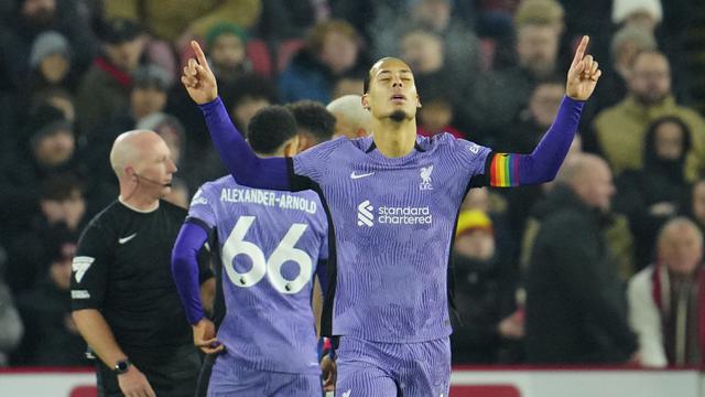 Foto: Liverpool Kudeta Posisi Runner Up Setelah Aston Villa Pecundangi Man City di Liga Inggris