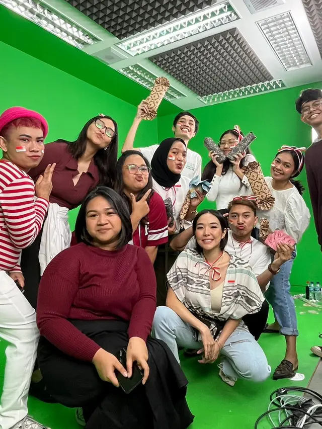 Pegawai Gisella Anastasia yang disebut Madam Gie Squad (ist)