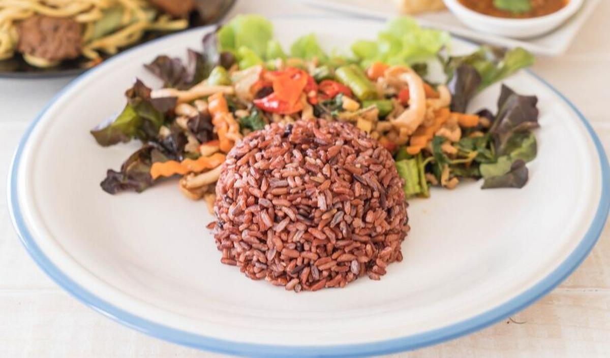 Bikin Kuat Puasa Sampai Maghrib, Ini 9 Makanan yang Cocok untuk Sahur