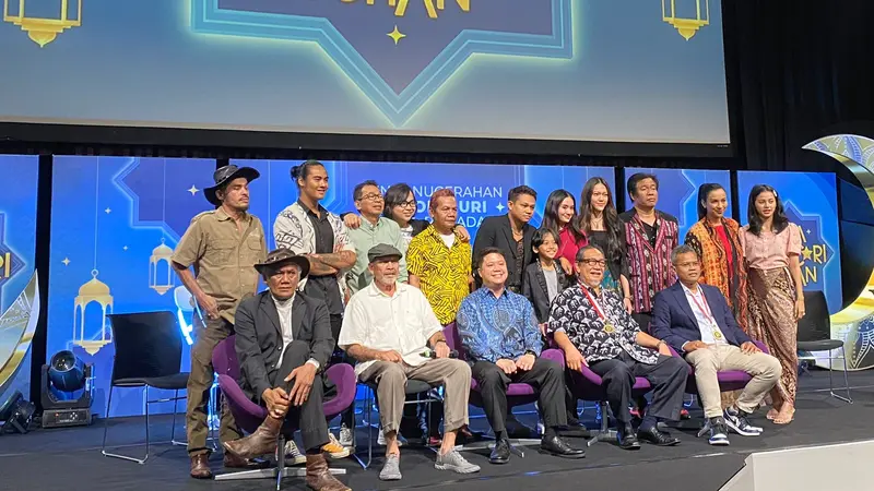 Cast Para Pencari Tuhan Jilid 16 di Penganugerahan Rekor MURI