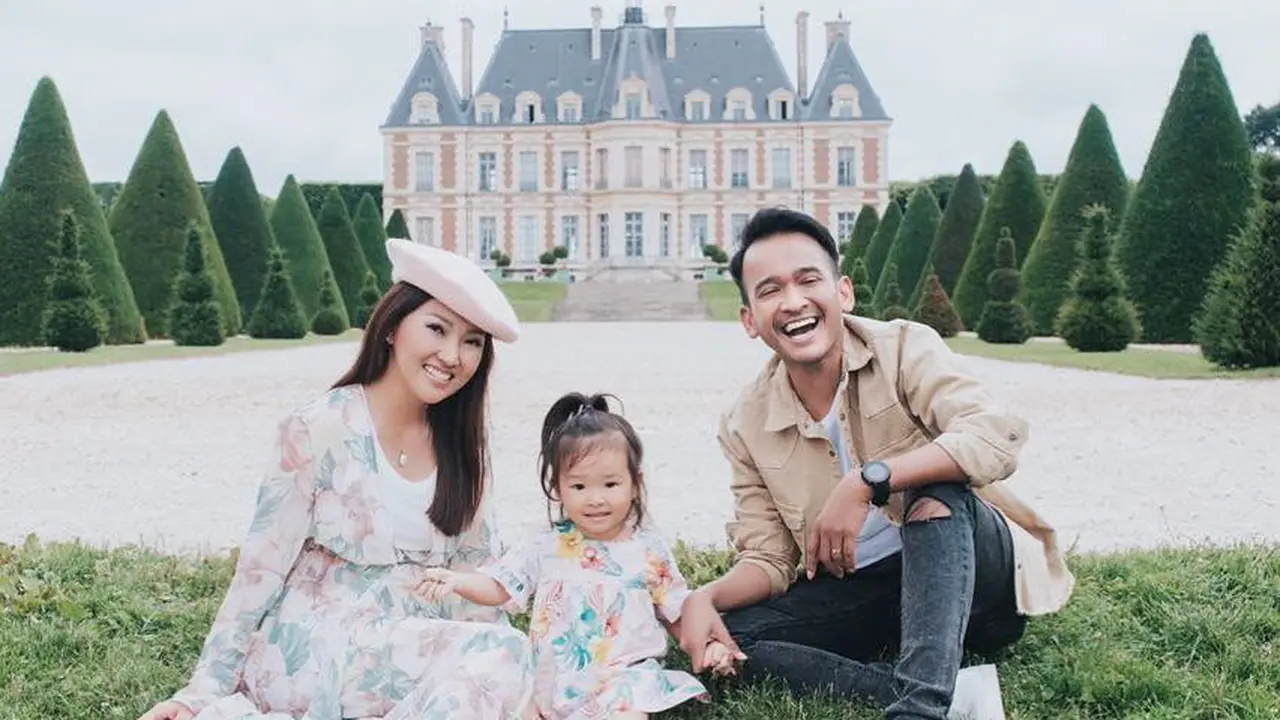 [Bintang] Ruben Onsu dan Sarwendah