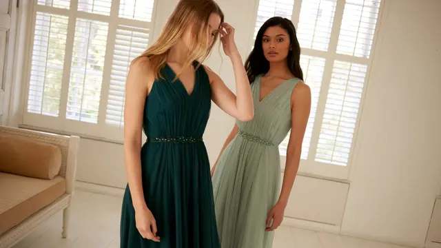 Akan Menikah? Ini 5 Langkah Memilih Gaun untuk Bridesmaids