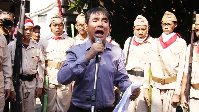 Seniman Heru Mulyadi