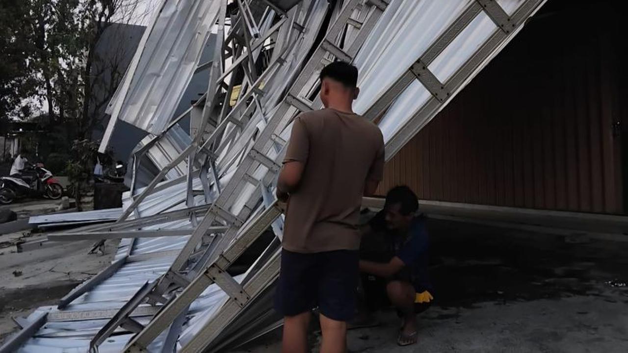 Puluhan Rumah Rusak Akibat Cuaca Ekstrem Malang, Ternyata Ini Pemicu Utamanya!