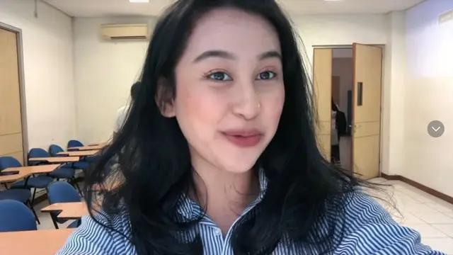 Mahasiswa Ini Buat Dokumentasi untuk Anaknya Kelak saat Sudah Jadi Ibu, Bikin Haru
