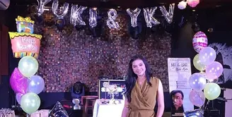 Yuki Kato sekarang ini sedang berbahagia lantaran telah genap berusia 23 tahun. Di ulang tahunnya kali ini, Yuki mendapat pesta kejutan dari para penggemarnya yang bernama Yukavers. (Instagram)