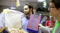 Takut Dikhianati, Pria Rusia Menikahi Piza