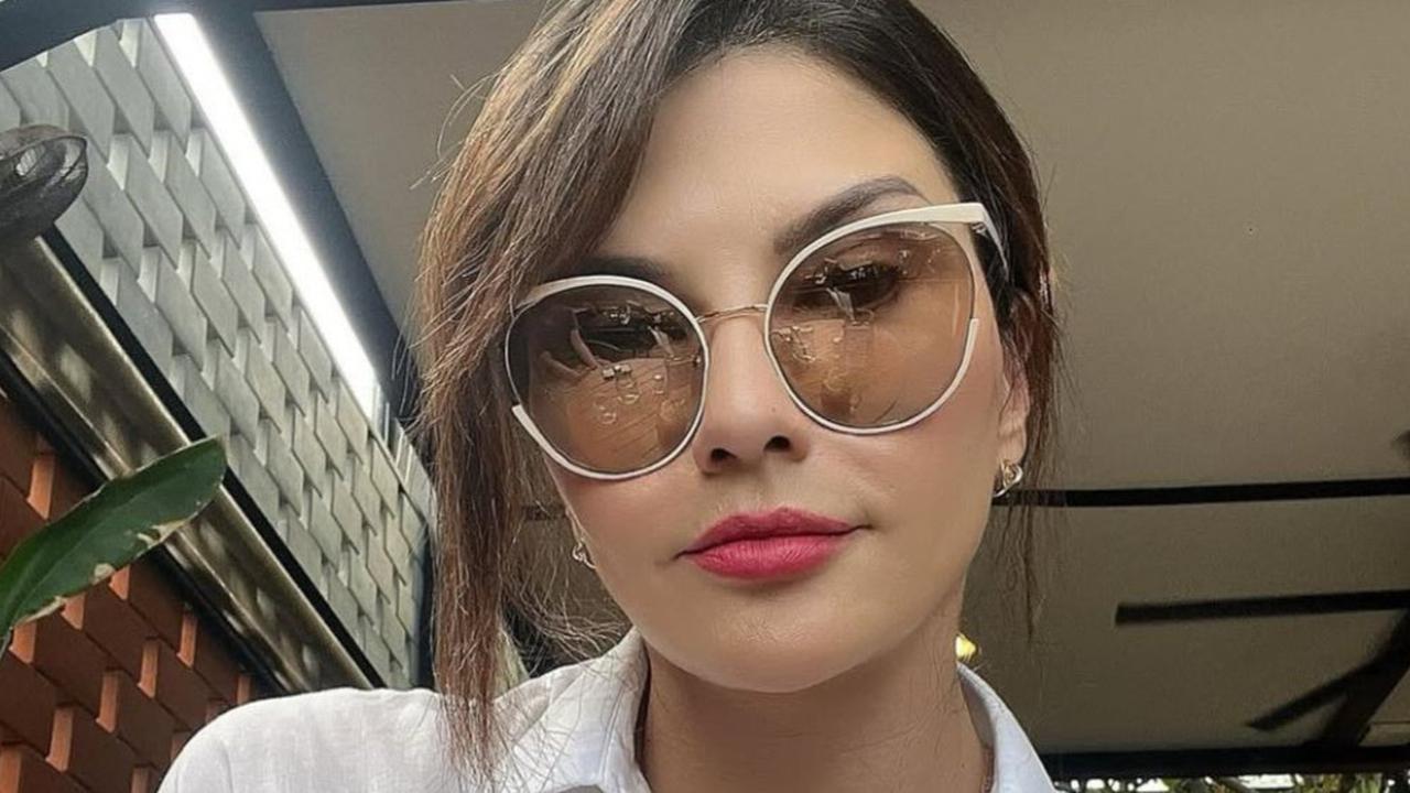 6 Potret Tamara Bleszynski Pamer Pesona Awet Muda, Kulit Kencang dan Selalu Glowing