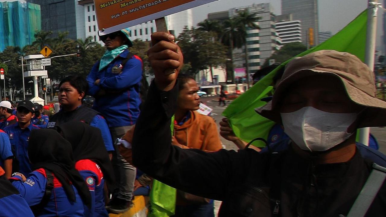 Presiden KSPSI Andi Gani mengatakan, massa buruh yang bergabung dalam aksi unjuk rasa kali ini berasal dari wilayah Jabodetabek.