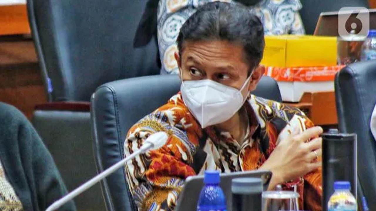 Dia juga menekankan tidak semua aturan yang membahas sebuah masalah, harus masuk ke dalam sebuah undang-undang. Terlebih bila pembahasannya berkaitan dengan kondisi yang sangat dinamis.