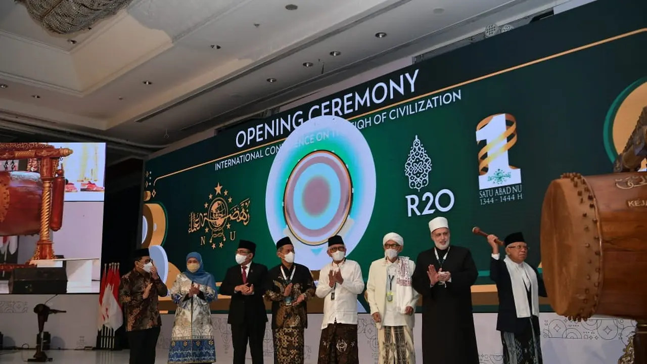 Wakil Presiden Ma’ruf Amin menghadiri acara Muktamar Internasional Fiqih Peradaban di Surabaya, yang menjadi rangkaian Resepsi 1 Abad Nahdlatul Ulama (NU).