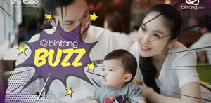 Terkenal sebagai pecinta tokoh Disney, Sandra Dewi tak melewatkan untuk menonton pertunjukan musikal The Lion King di Singapura.