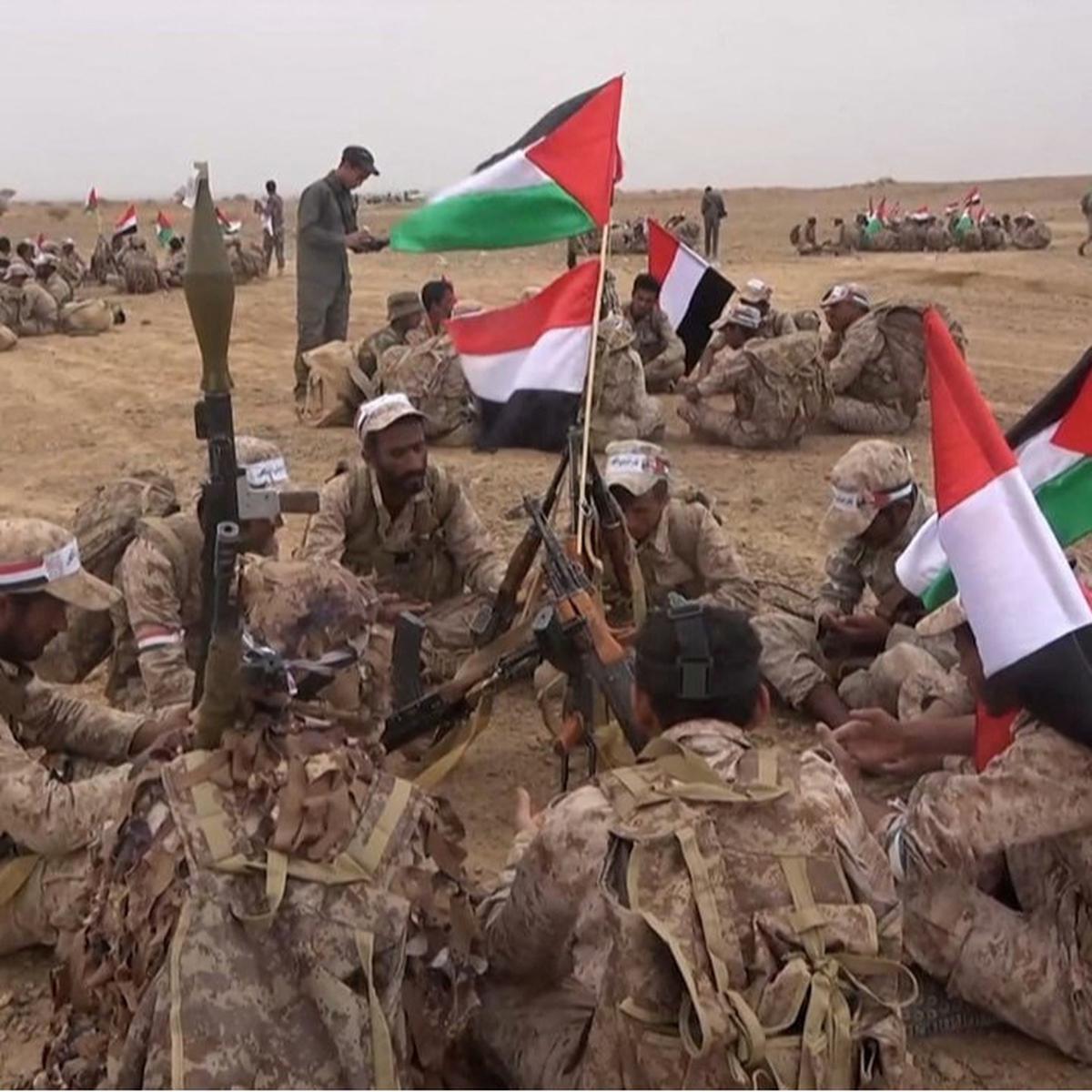 Houthi Yaman Saat Bermanuver MIliter di Sanaa