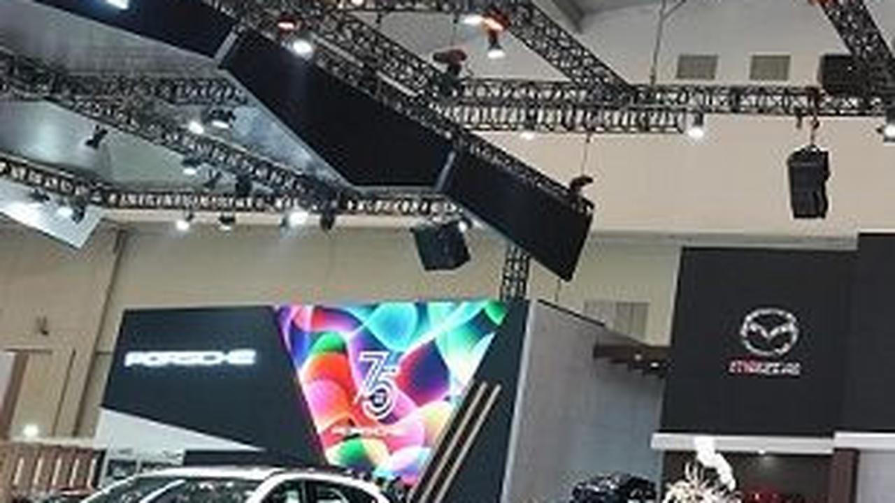 Mobil Premium Jepang Tembus Order 1.000 Unit di GIIAS 2023