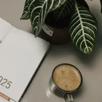 Ilustrasi Kalender 2025. (Dok: pexels/Matheus Bertelli)