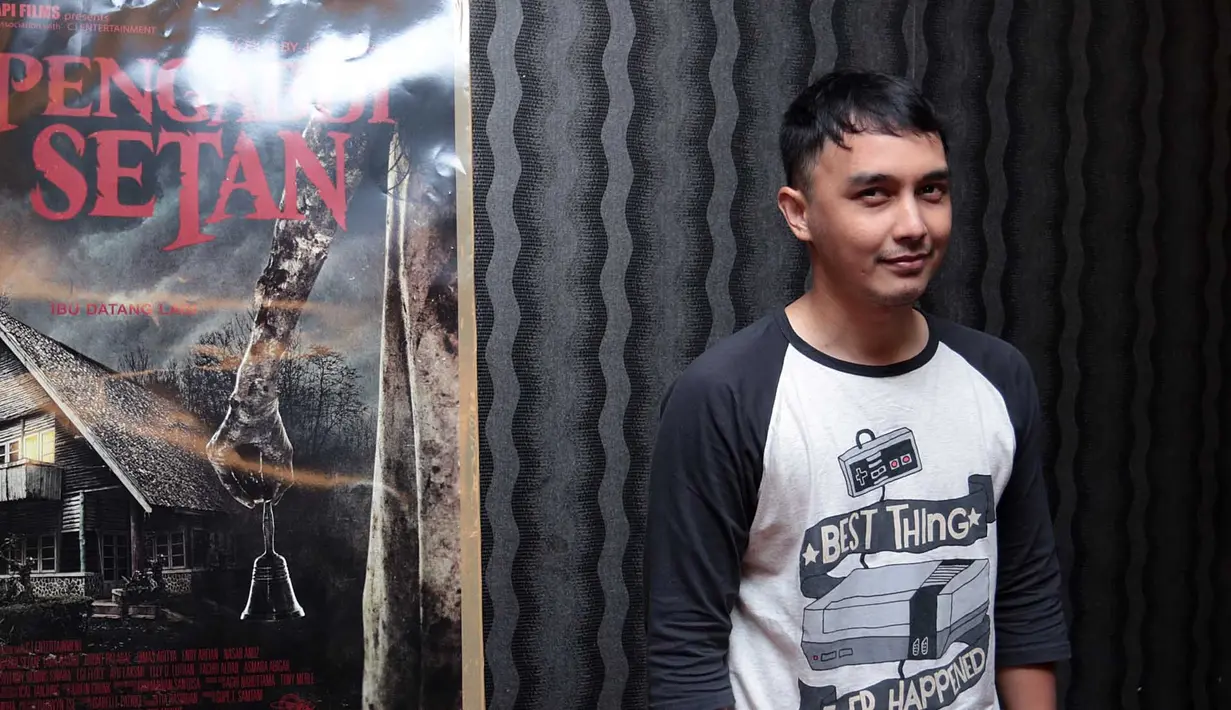 Film Pengabdi Setan di produksi oleh Rapi Film. Film yang akan dirilis di Singapura dan Malaysia itu dibintangi oleh Tara Basro, Dimas Aditya, Fachry Albar, Bront Palarae, Ayu Laksi dan masih banyak lagi. (Deki Prayoga/Bintang.com)