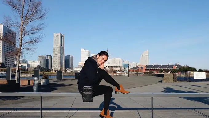 Inspirasi Gaya Travelling Michelle Ziudith Cuma Dibawah 300 Ribu