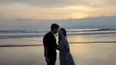 Pada hari yang sama, di Pengadilan Negeri Bekasi, terdapat pembacaan penetapan mengenai proses rujuk antara Rendy dan Lady. Ricky Andyva Hutasoit, kuasa hukum Lady Nayoan, mengonfirmasi bahwa pasangan ini telah sepakat untuk berdamai. Mereka menyampaikan rasa syukur kepada Tuhan dan berterima kasih kepada Pengadilan Negeri Bekasi atas fasilitas penyelesaian masalah mereka. (Liputan6.com/IG/ladynayoan)