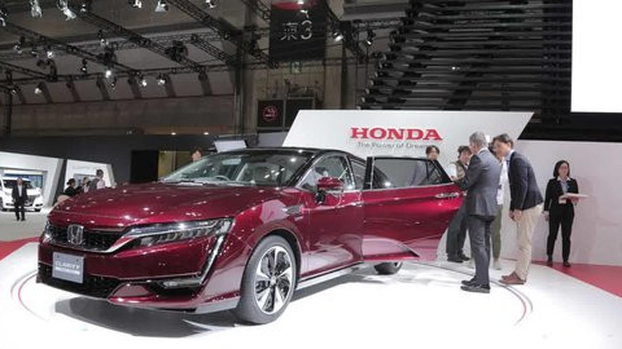 Pamerkan Honda Clarity, mobil ini siap produksi massal!