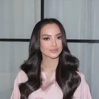 Intip detail makeup Ririn Ekawati berikut ini. [@ririnekawati].