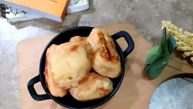 Pisang goreng durian