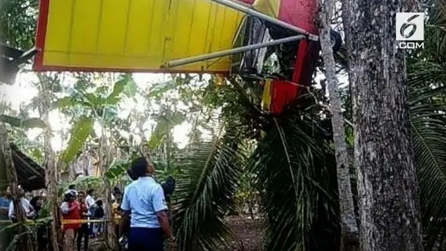 Vokalis Endank Soekamti, Erix, mengalami kecelakaan saat mengendarai pesawat latih microlight di kawasan Gunung Kidul, Yogyakarta.