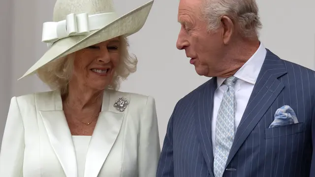 Perhiasan Antik Ratu Camilla Saat Melawat ke AS, Ada Kalung Permata Ungu Berusia 2 Abad