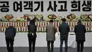 Altar peringatan bersama akan didirikan di lokasi kecelakaan serta di 17 wilayah lain, termasuk Gwangju, Seoul, dan Sejong. (JUNG YEON-JE/AFP)