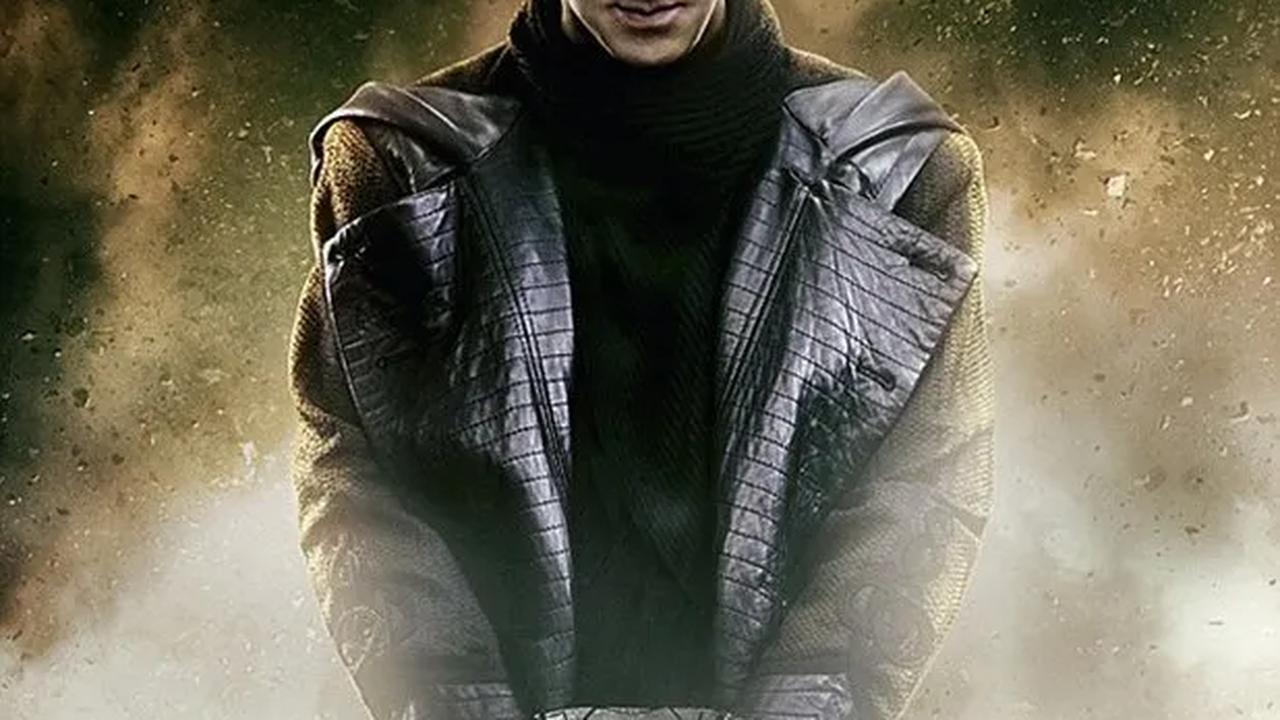 Inilah penampilan Cumberbatch sebagai musuh baru dalam STAR TREK INTO DARKNESS.