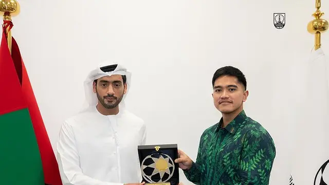 CEO Persis Solo, Kaesang Pangarep dan perwakilan UAE Pro League